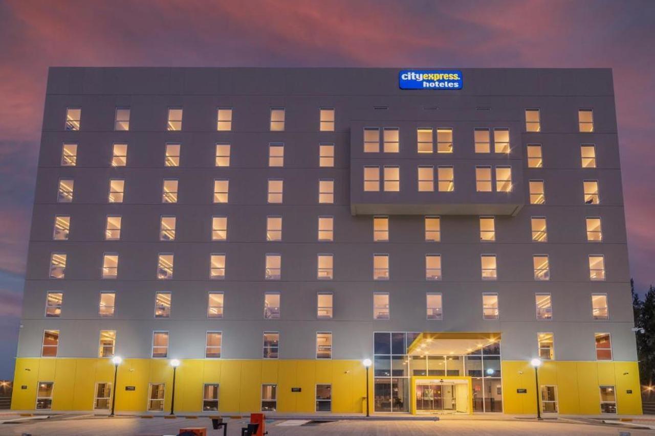 City Express By Marriott Caborca Heroica Caborca Exterior photo