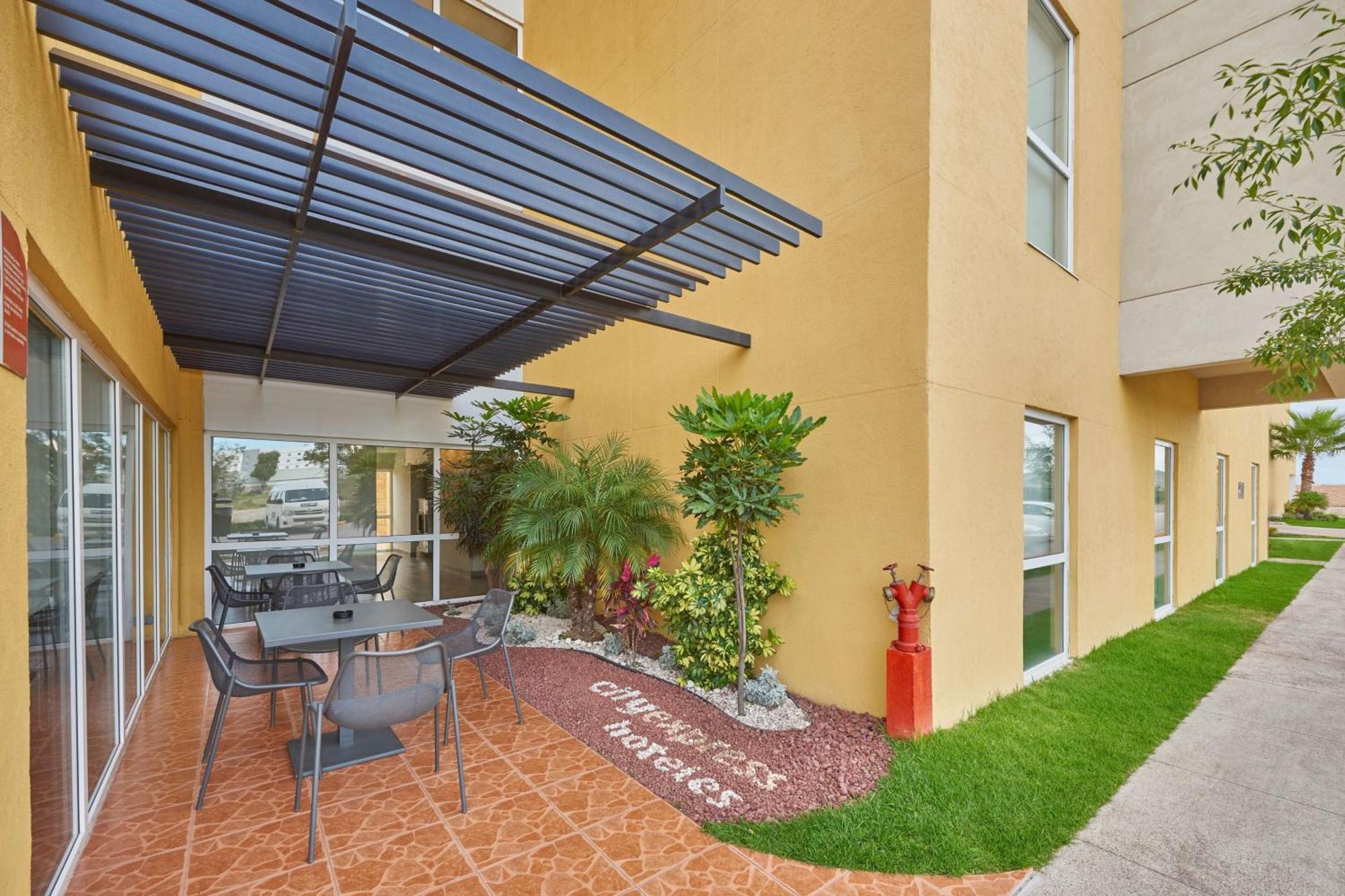 City Express By Marriott Caborca Heroica Caborca Exterior photo